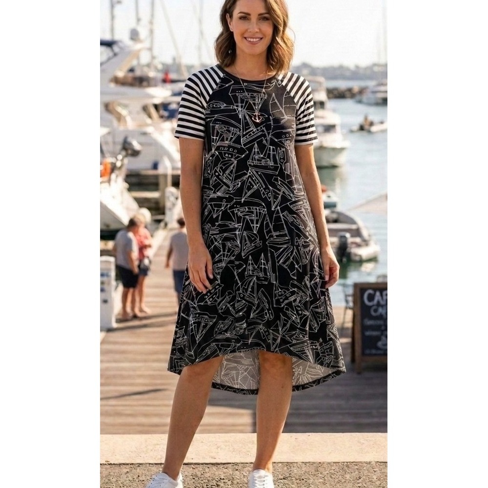 LuLaRoe Carly Dress Womens XS Black White Sailboat Nautical‎ High Low Coastal